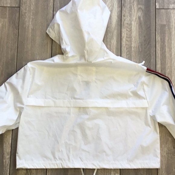 Reflex Nylon White Hoodie Crop Top Small New - Picture 5 of 6